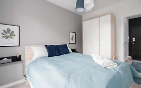 Stara Cegielnia Lake View Apartment By Renters Prestige